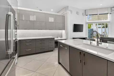 6535 Nw Somerset Court Boca Raton FL 33496