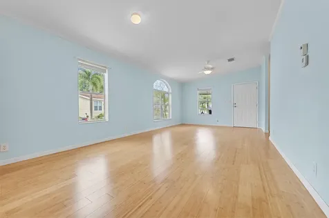 2555 Pga Boulevard Palm Beach Gardens FL 33410