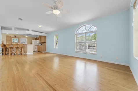 2555 Pga Boulevard Palm Beach Gardens FL 33410