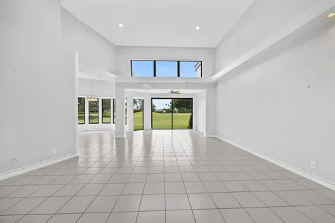 10128 Spyglass Way Boca Raton FL 33498