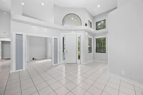 10128 Spyglass Way Boca Raton FL 33498
