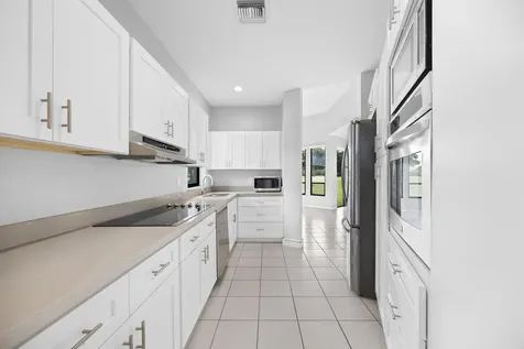 10128 Spyglass Way Boca Raton FL 33498