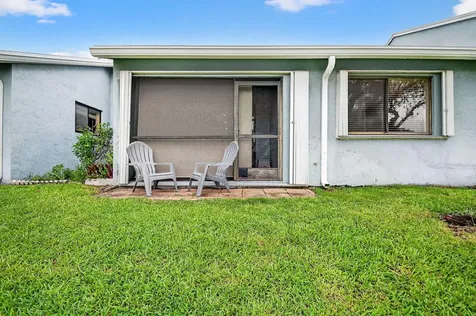 3981 Island Club Circle Lake Worth FL 33462