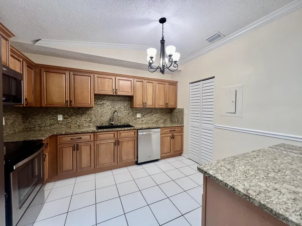 1431 Captains Walk Fort Pierce FL 34950