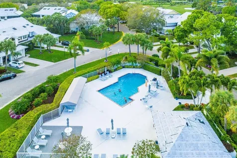 17557 Ashbourne B Way Boca Raton FL 33496