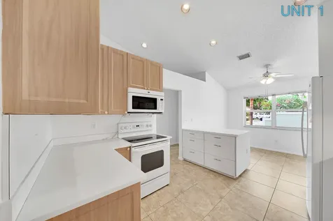 1372 Nw 13th Court Boca Raton FL 33486