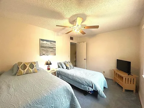 141 Lake Pine Circle Greenacres FL 33463