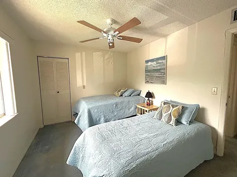 141 Lake Pine Circle Greenacres FL 33463