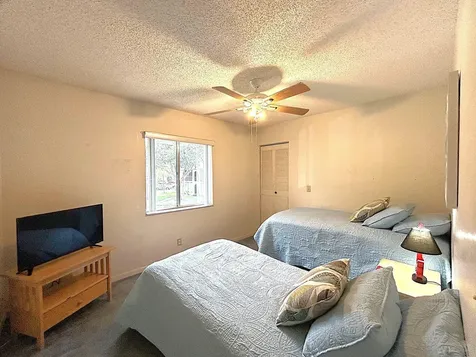 141 Lake Pine Circle Greenacres FL 33463