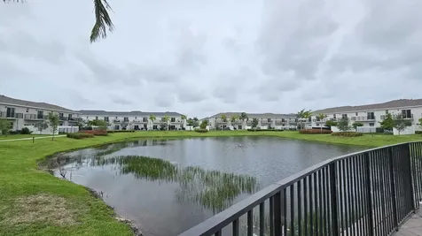 1677 Se 8th Avenue Homestead FL 33034