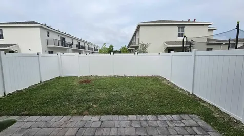 1677 Se 8th Avenue Homestead FL 33034