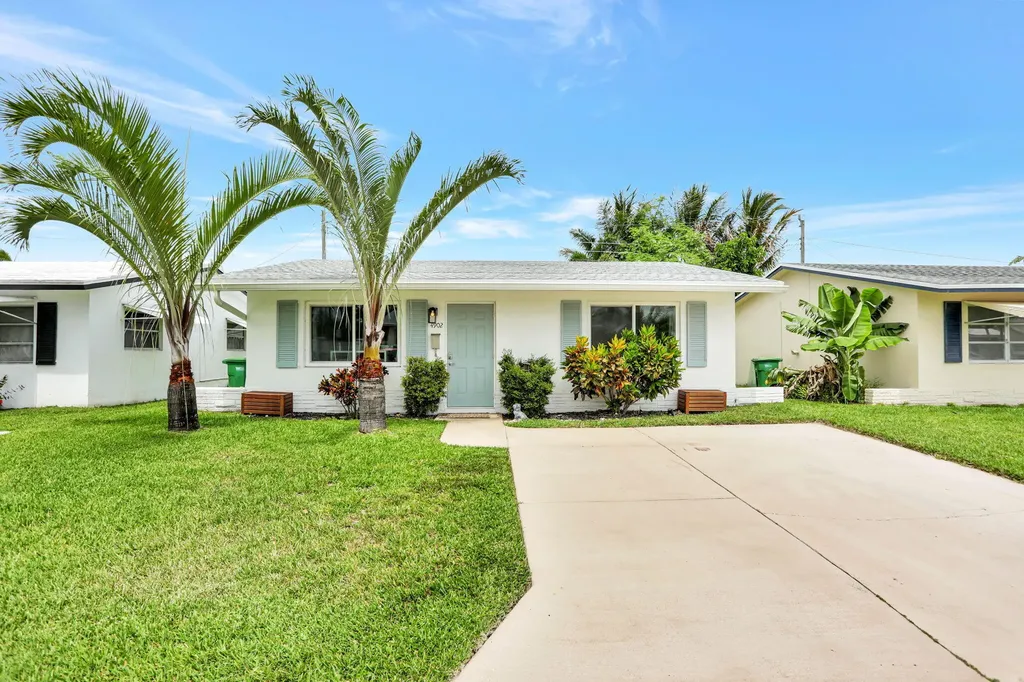 4902 Nw 27 Way Tamarac FL 33309
