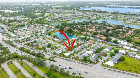 4902 Nw 27 Way Tamarac FL 33309