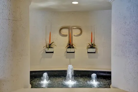 99 Se Mizner Boulevard Boca Raton FL 33432