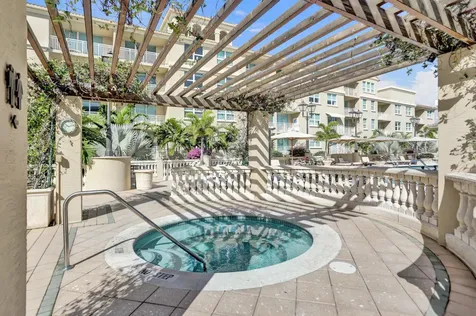 99 Se Mizner Boulevard Boca Raton FL 33432