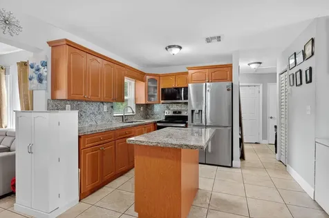 2341 Nw 12th Court Pompano Beach FL 33069