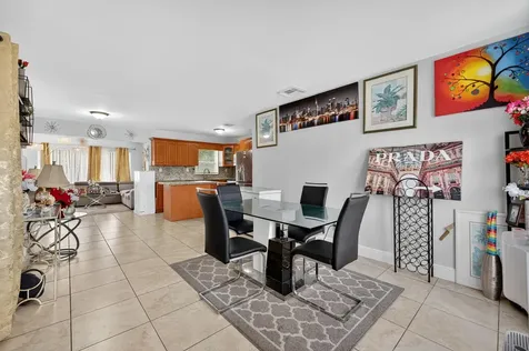 2341 Nw 12th Court Pompano Beach FL 33069