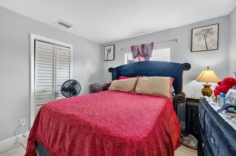 2341 Nw 12th Court Pompano Beach FL 33069