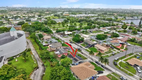 2341 Nw 12th Court Pompano Beach FL 33069