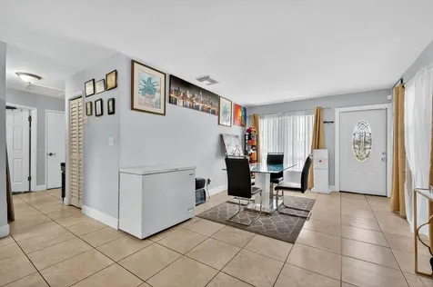 2341 Nw 12th Court Pompano Beach FL 33069