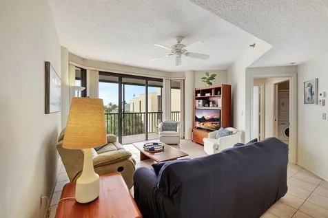 221 NE Plantation Road Stuart FL 34996