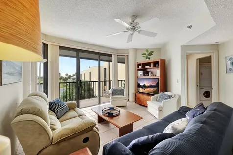 221 NE Plantation Road Stuart FL 34996