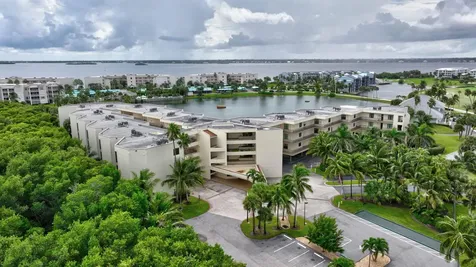 221 NE Plantation Road Stuart FL 34996