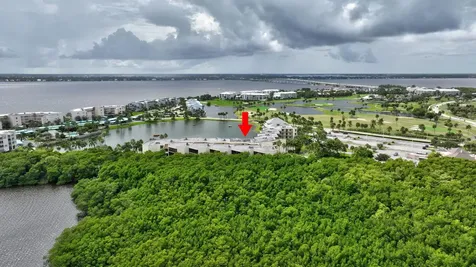 221 NE Plantation Road Stuart FL 34996
