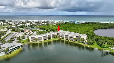 221 NE Plantation Road Stuart FL 34996