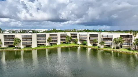 221 NE Plantation Road Stuart FL 34996