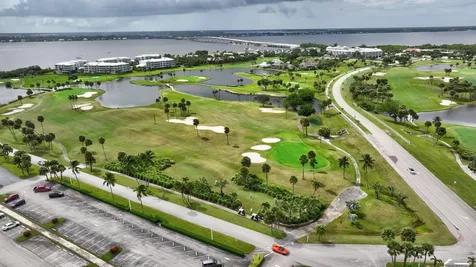 221 NE Plantation Road Stuart FL 34996