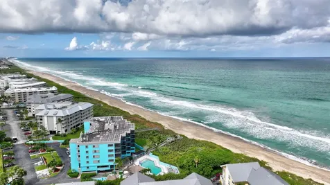 221 NE Plantation Road Stuart FL 34996