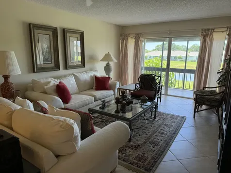 13761 Via Aurora Delray Beach FL 33484