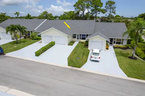 8187 Se Fox Hill Place Hobe Sound FL 33455