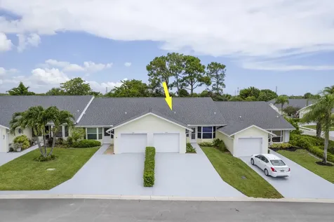 8187 Se Fox Hill Place Hobe Sound FL 33455