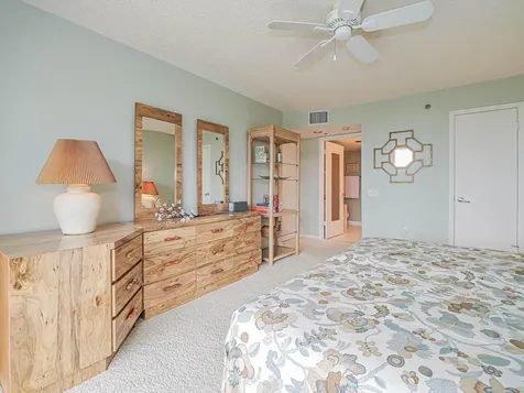 2700 N Highway A1a Hutchinson Island FL 34949