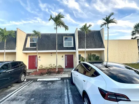 512 SW 1st Street Boynton Beach FL 33435