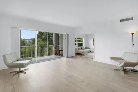 2800 N Palm Aire Drive Pompano Beach FL 33069
