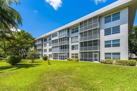 2800 N Palm Aire Drive Pompano Beach FL 33069