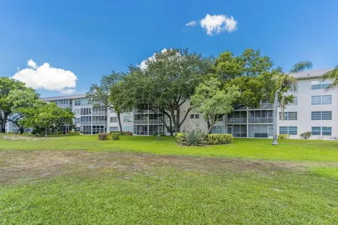 2800 N Palm Aire Drive Pompano Beach FL 33069