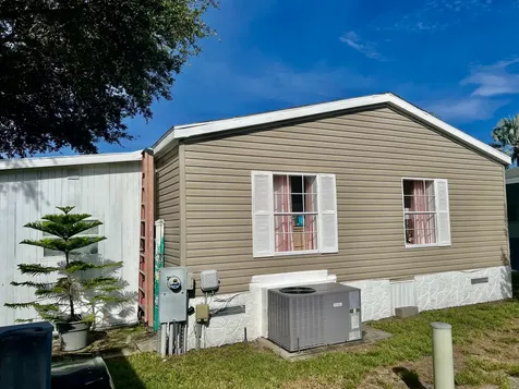 6940 Nw 44th Avenue Coconut Creek FL 33073