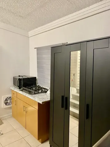 6940 Nw 44th Avenue Coconut Creek FL 33073