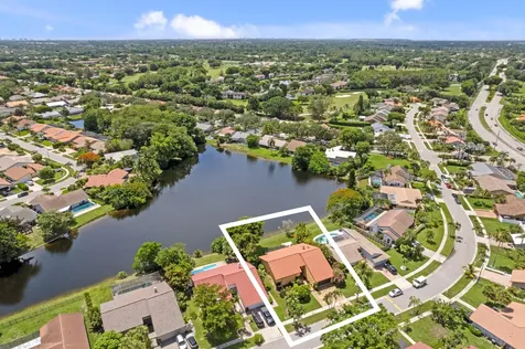 21160 Escondido Way Boca Raton FL 33433