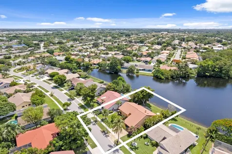 21160 Escondido Way Boca Raton FL 33433