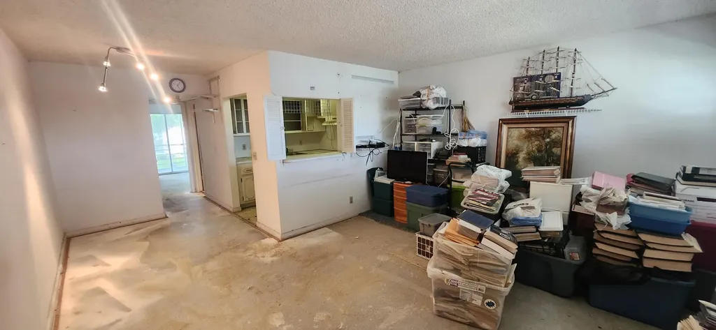 350 Farnham Q Deerfield Beach FL 33442