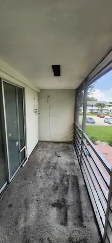 350 Farnham Q Deerfield Beach FL 33442