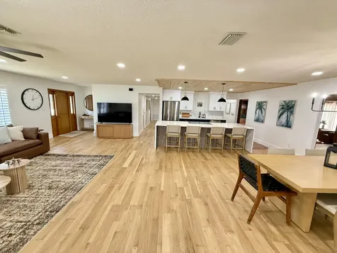 133 Se 5th Street Belle Glade FL 33430