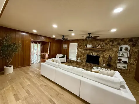 133 Se 5th Street Belle Glade FL 33430
