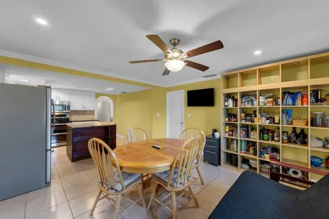 2558 Nw 32nd Street Boca Raton FL 33434