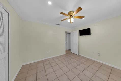 2558 Nw 32nd Street Boca Raton FL 33434